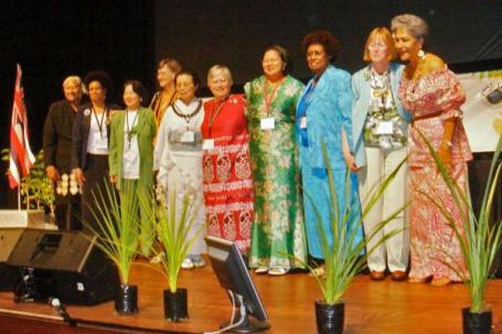 Newly-elected International Council 2007-2010: Alisi Fotu, Taina Woodward, Michiko Homma, Ulrike Siddiqi, Yukiko Backes, Jenny Kendall, Pratiwi Sudarmono, Ravesi Johnston, Mary Cabrera, Viopapa Annandale.